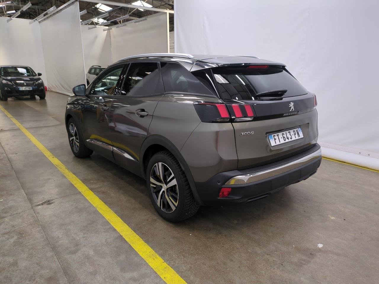 Peugeot 3008 II (2016 - ) image