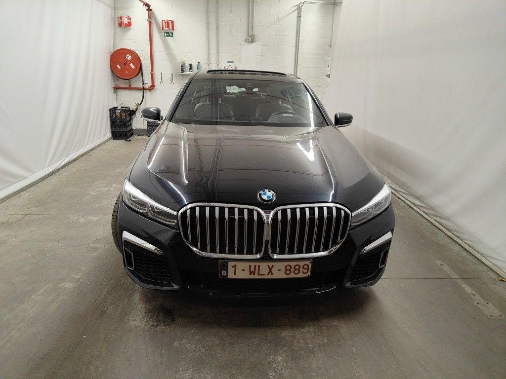 BMW 7 Series G11/G12 (2015 - ) image