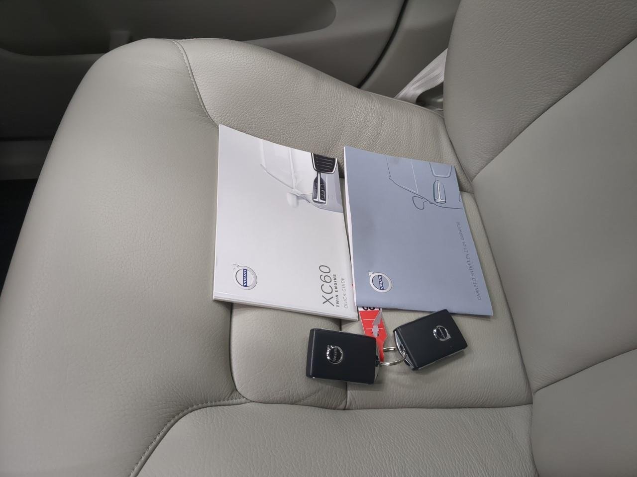 Volvo XC60 2017 - image Volvo XC60 2017 - image