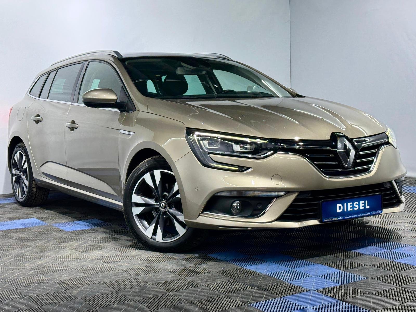 Renault Megane IV (2016 - ) image