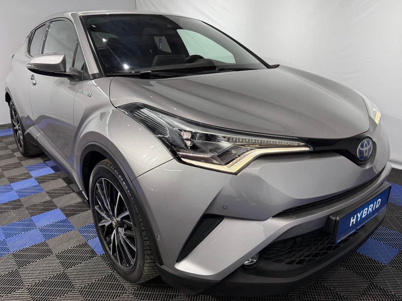 Toyota C-HR 2016 - image Toyota C-HR 2016 - image