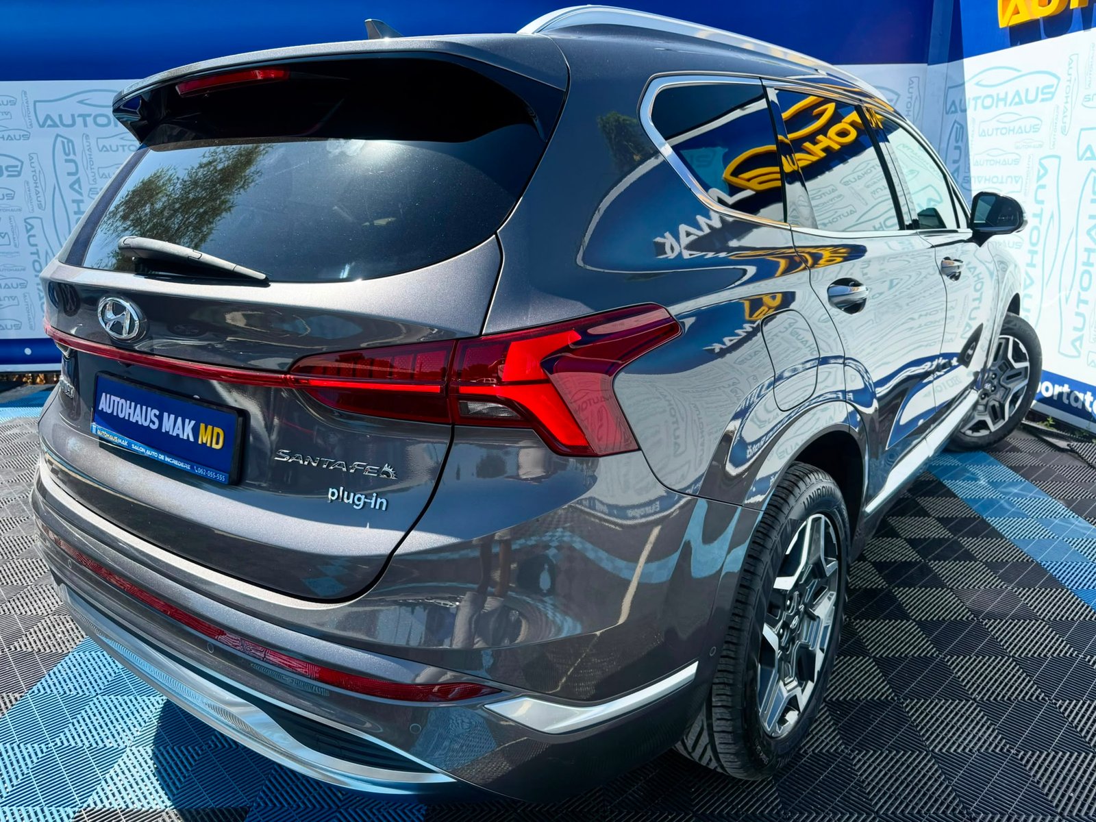 Hyundai Santa Fe IV (2018 - ) image