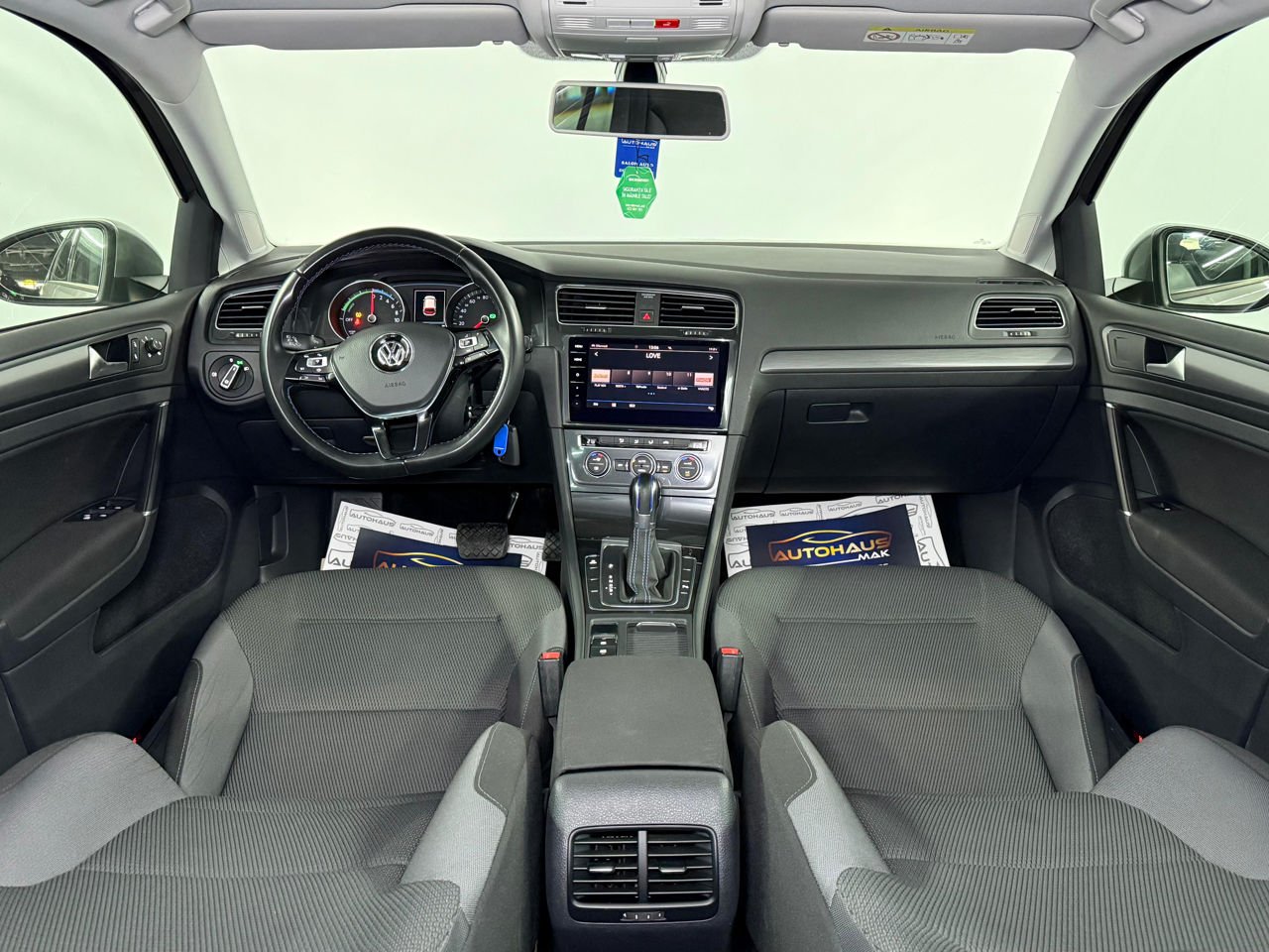 Volkswagen Golf VII (2012 - 2020) image Volkswagen Golf VII (2012 - 2020) image