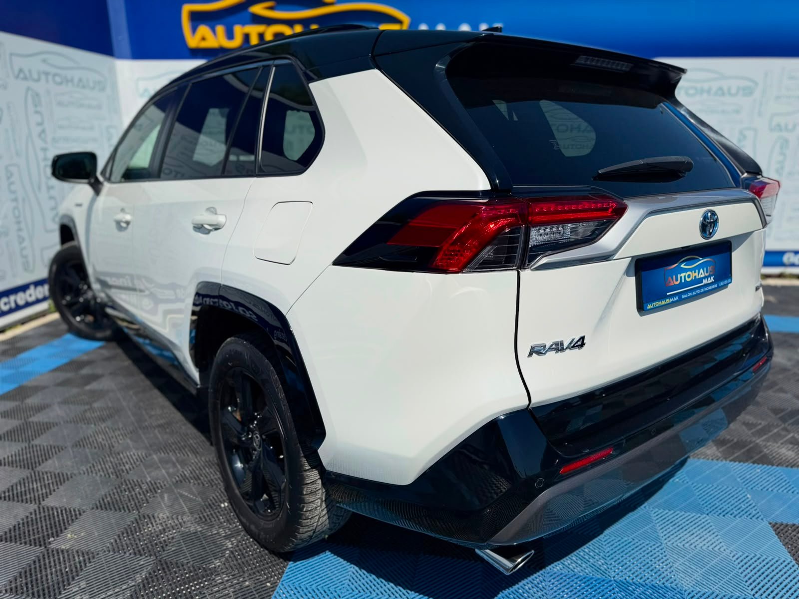 Toyota RAV4 2018 - image
