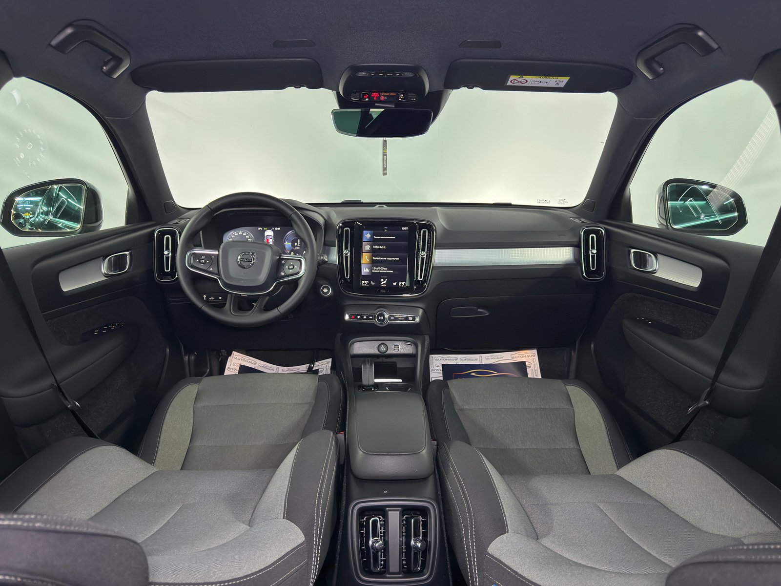 Volvo XC40 2017 - image Volvo XC40 2017 - image