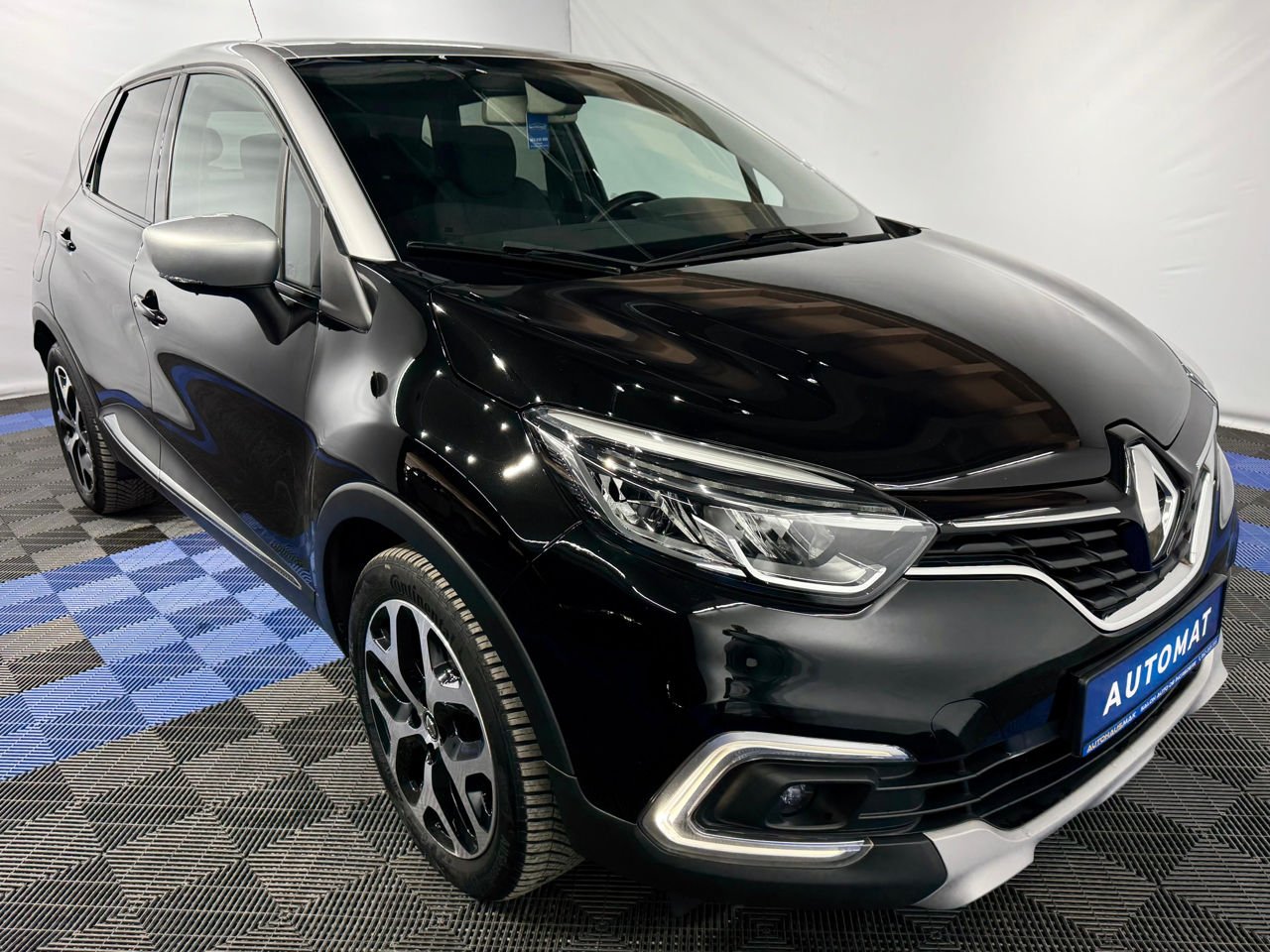Renault Captur I (2013 - ) image Renault Captur I (2013 - ) image