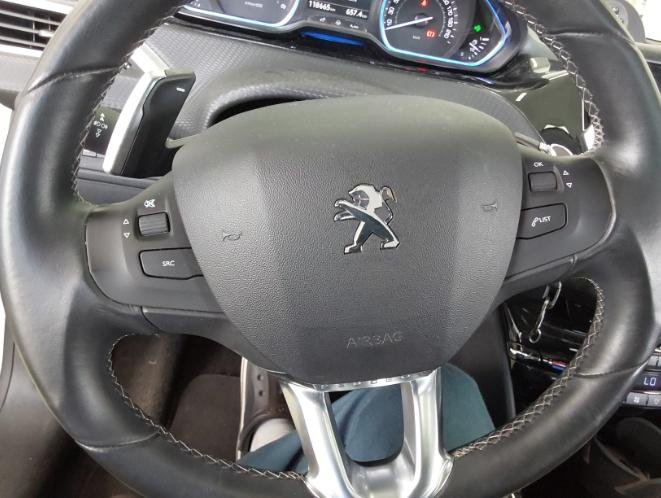 Peugeot 2008 I (2012 - 2019) image