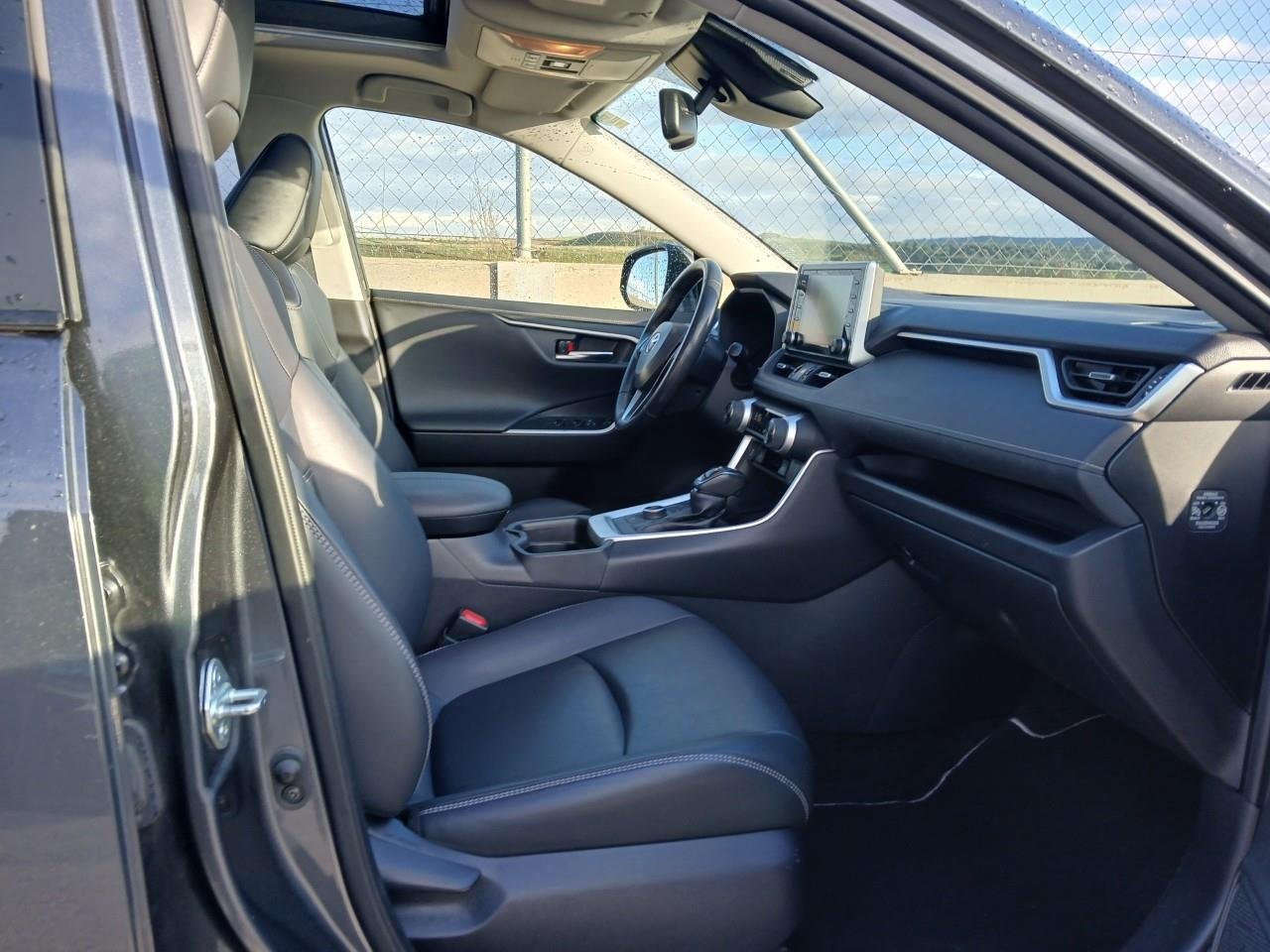 Toyota RAV4 2018 - image Toyota RAV4 2018 - image
