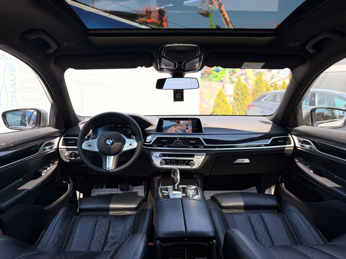 BMW 7 Series G11/G12 (2015 - 2022) image