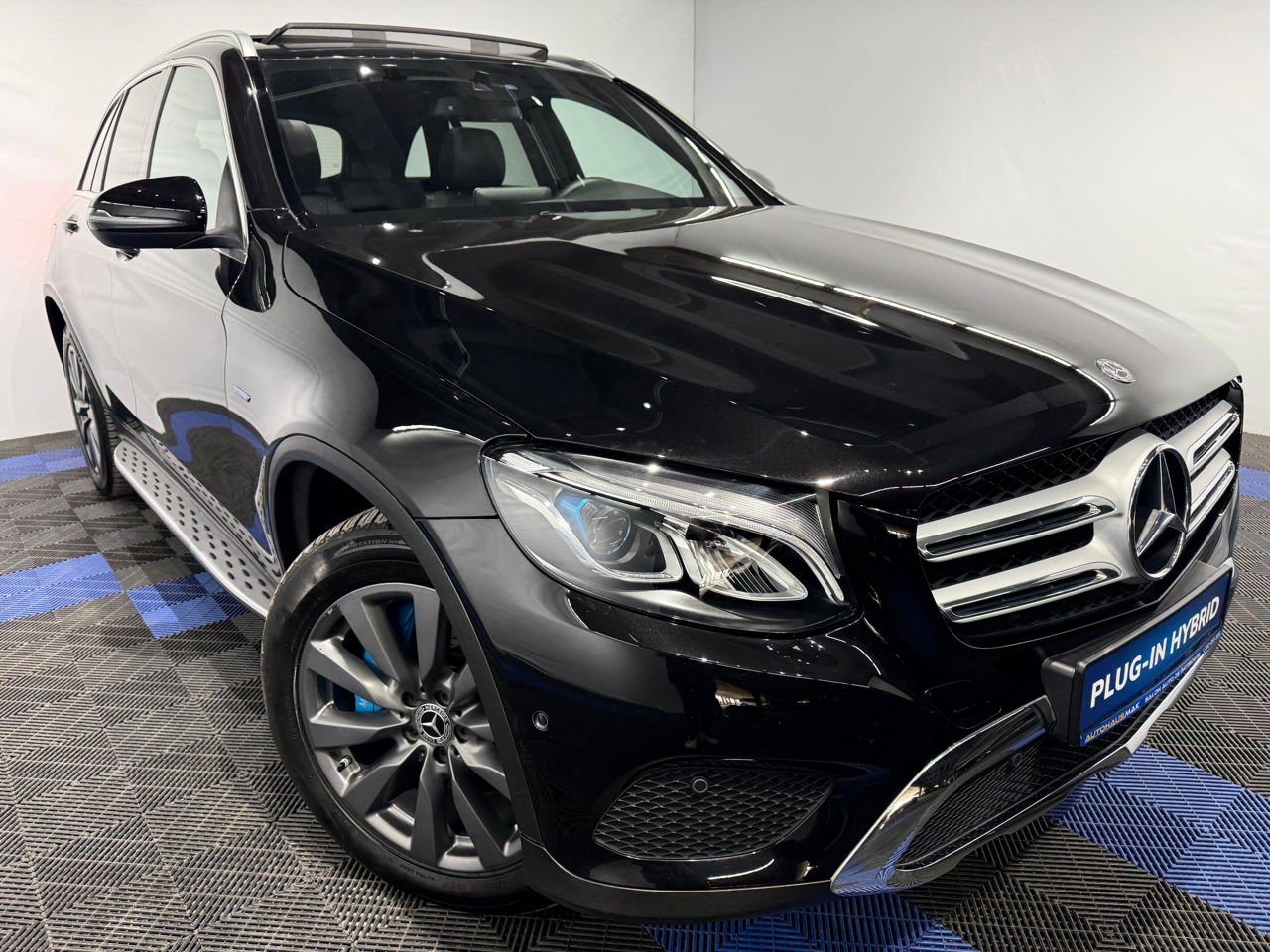 Mercedes-Benz GLC-Class C253 (2015 - 2022) image Mercedes-Benz GLC-Class C253 (2015 - 2022) image