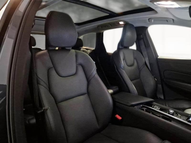 Volvo XC60 2017 - image Volvo XC60 2017 - image