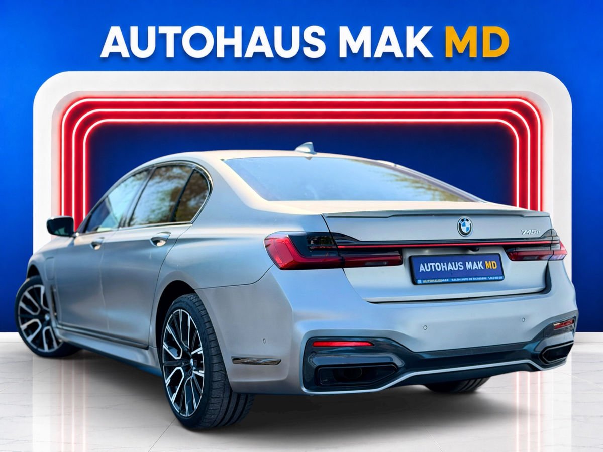 BMW 7 Series G11/G12 (2015 - 2022) image
