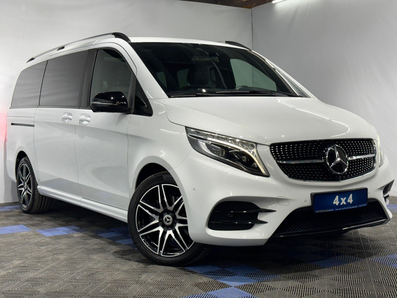 Mercedes-Benz V-Class W447 (2014 - ) image Mercedes-Benz V-Class W447 (2014 - ) image