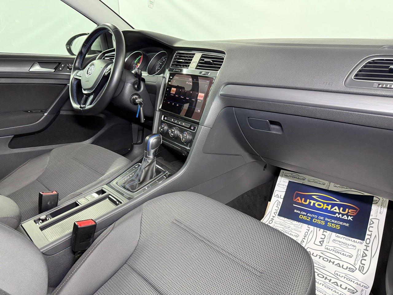 Volkswagen Golf VII (2012 - 2020) image Volkswagen Golf VII (2012 - 2020) image