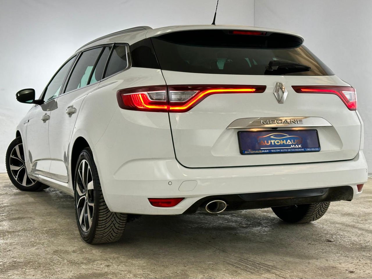 Renault Megane IV (2016 - ) image