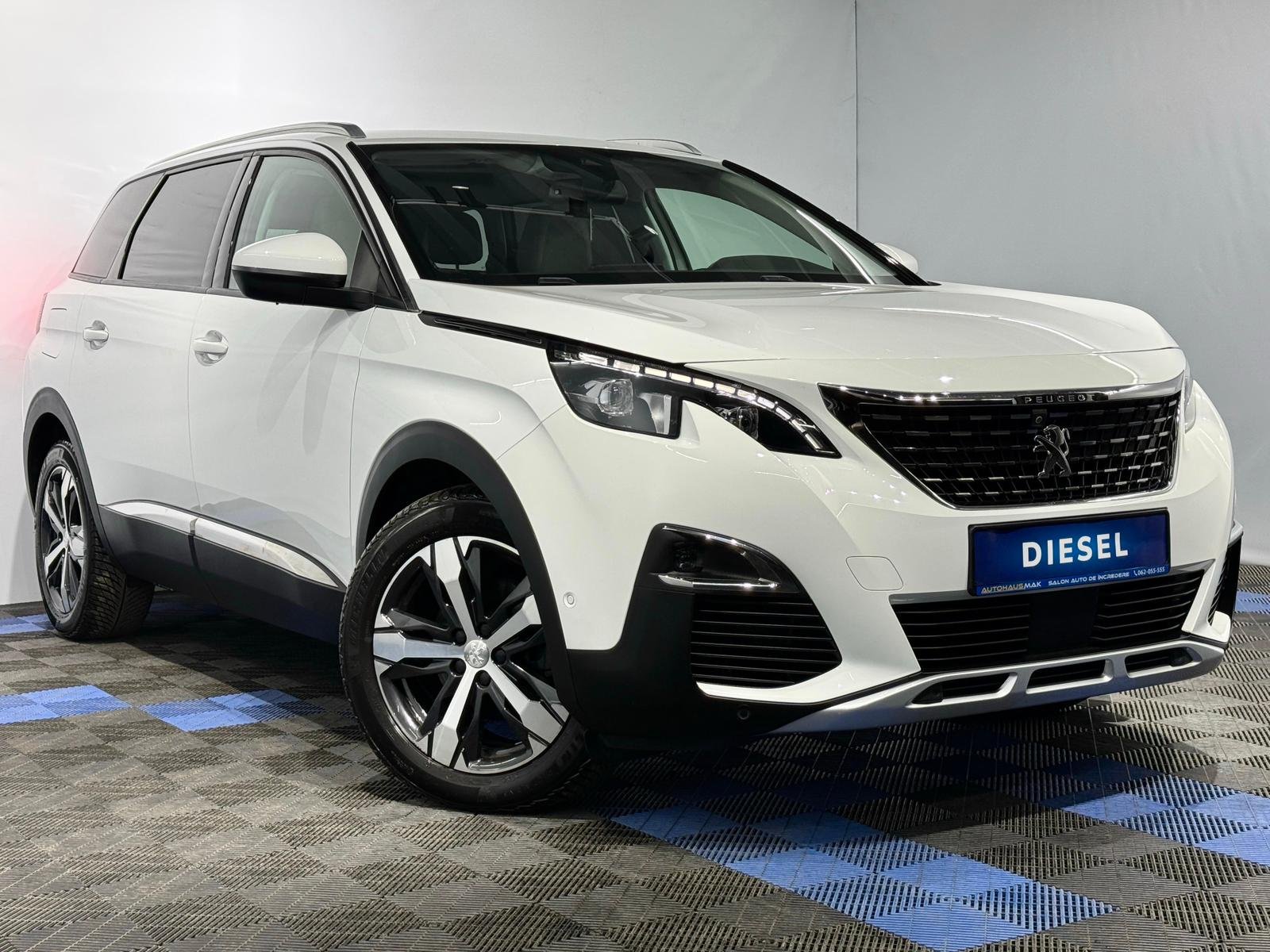 Peugeot 5008 II (2017 - ) image