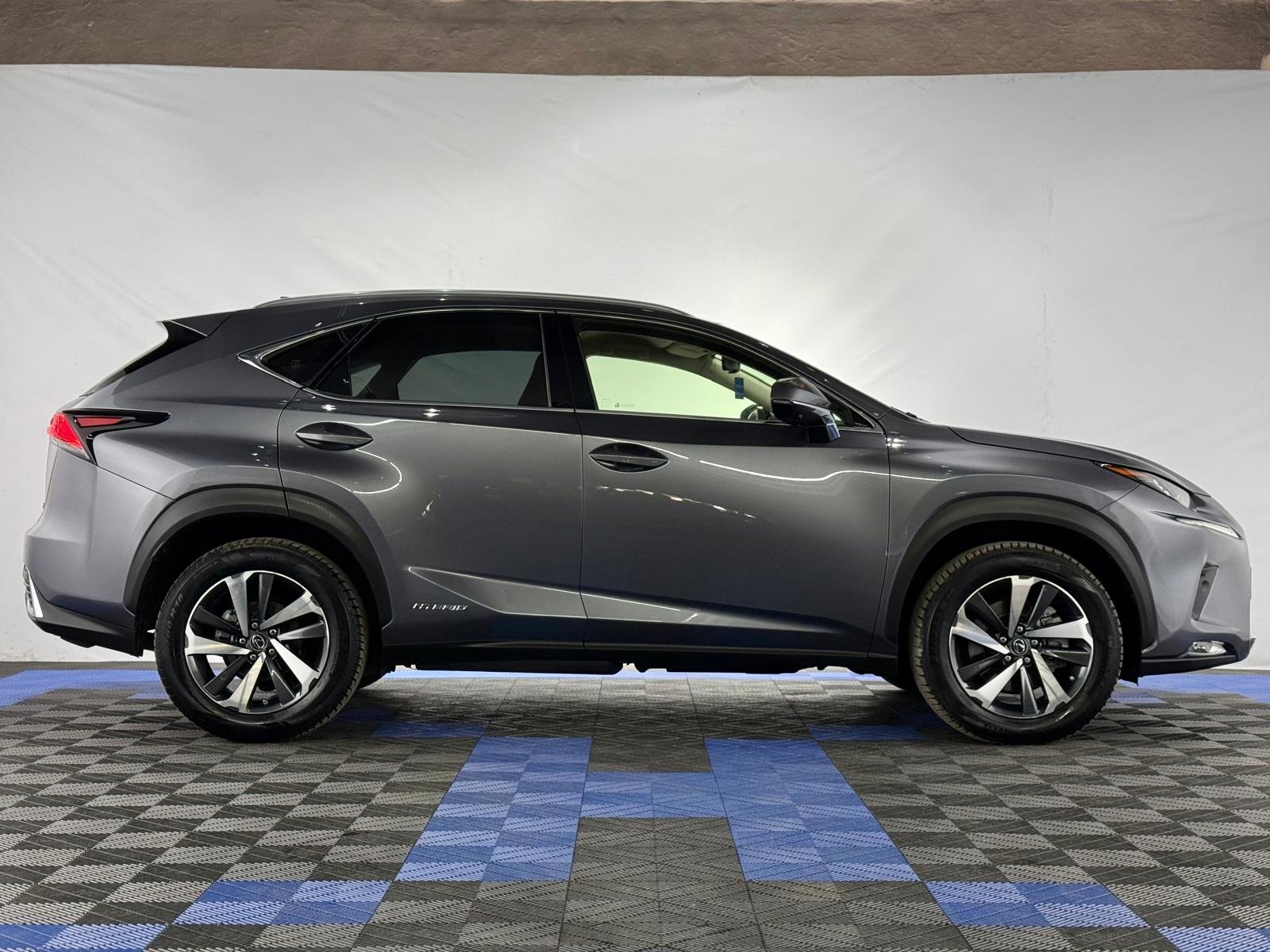 Lexus NX I (2014 - 2021) image