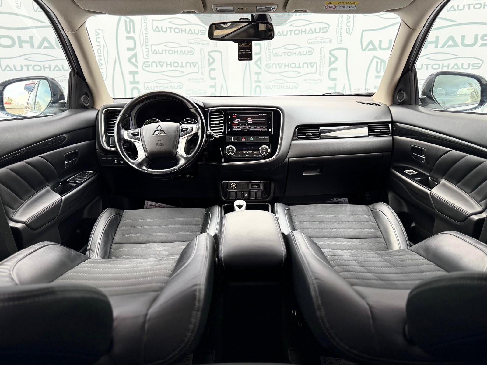 Mitsubishi Outlander III (2012 - 2021) image