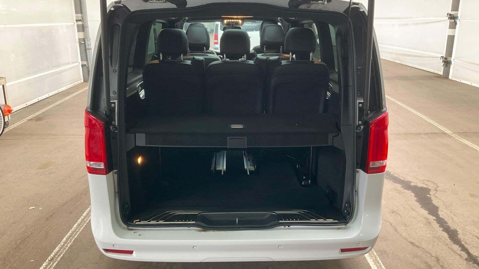 Mercedes-Benz V-Class W447 (2014 - ) image Mercedes-Benz V-Class W447 (2014 - ) image