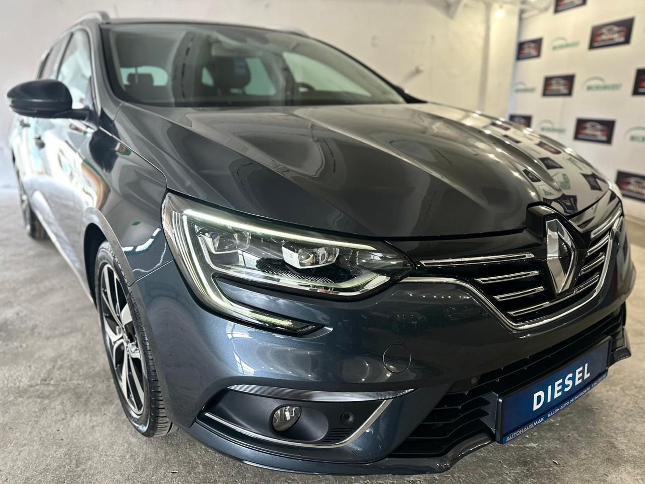 Renault Megane IV (2016 - ) image