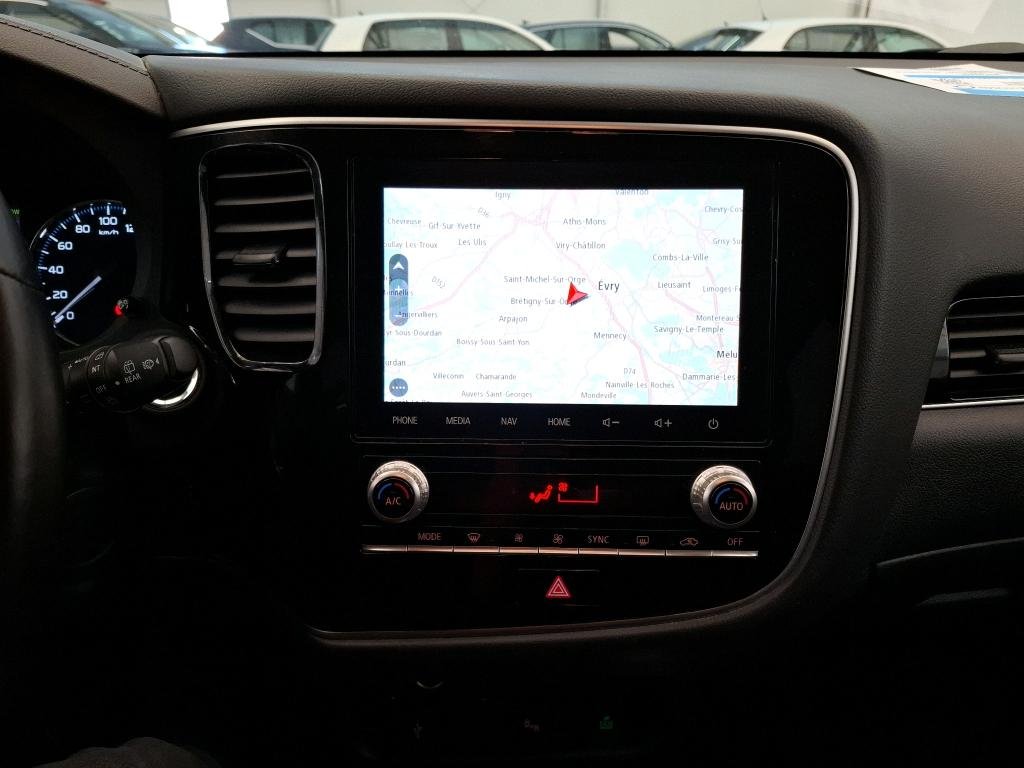 Mitsubishi Outlander III (2012 - 2021) image Mitsubishi Outlander III (2012 - 2021) image