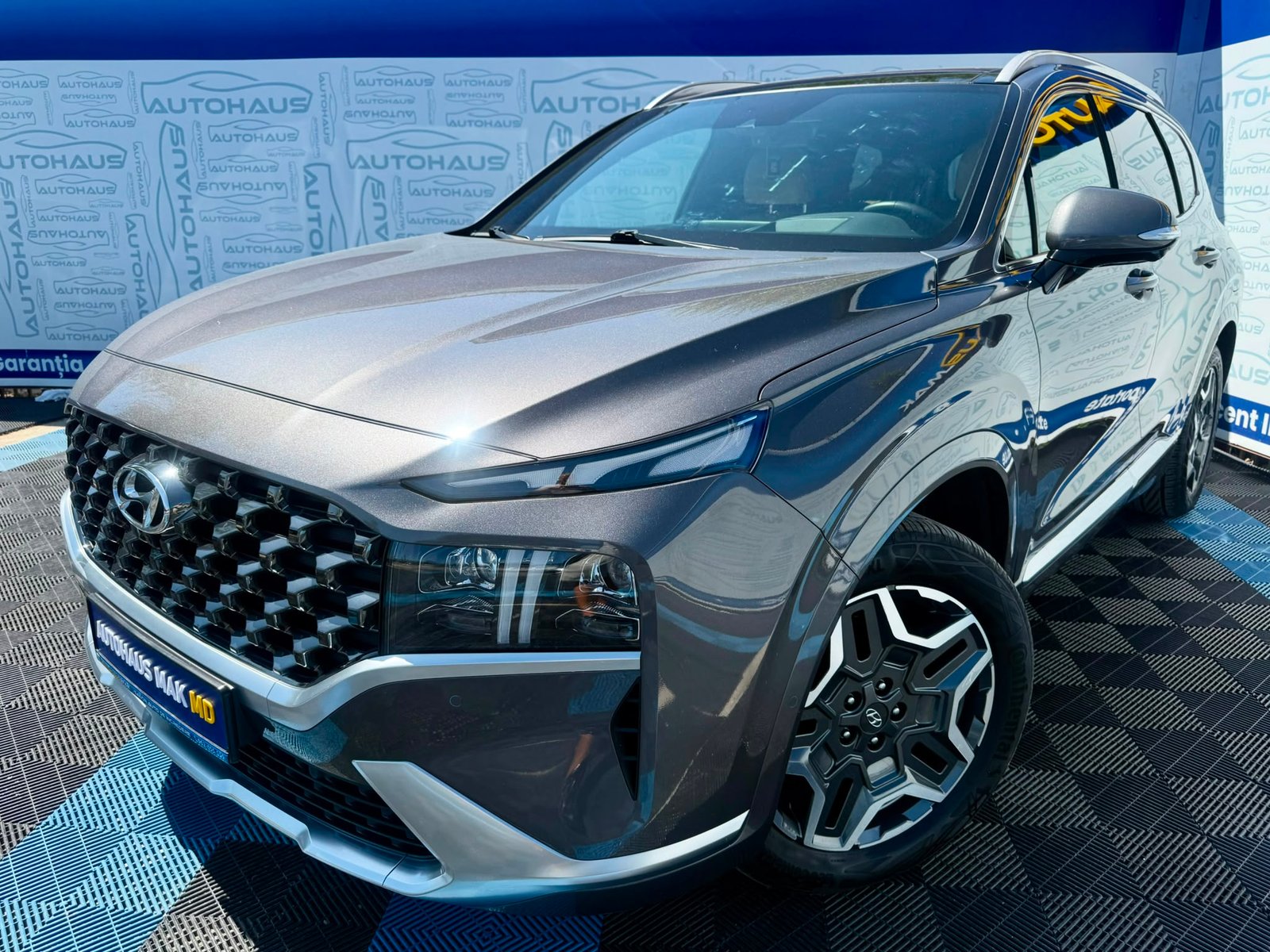 Hyundai Santa Fe IV (2018 - ) image