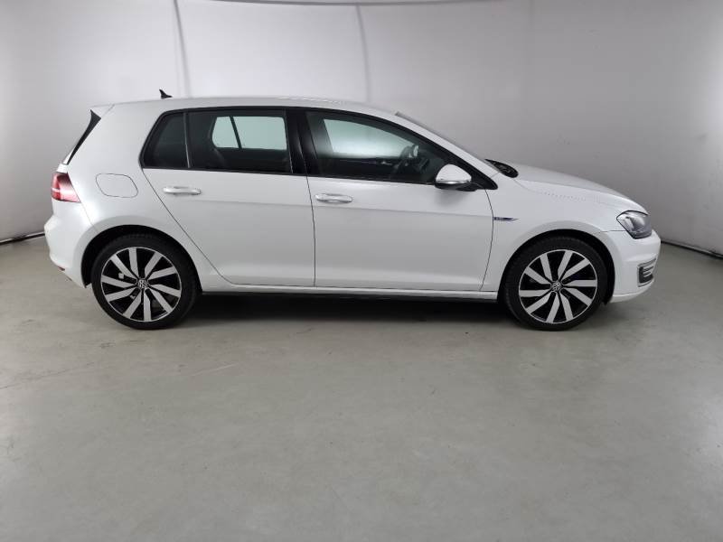 Volkswagen Golf VII (2012 - 2020) image Volkswagen Golf VII (2012 - 2020) image