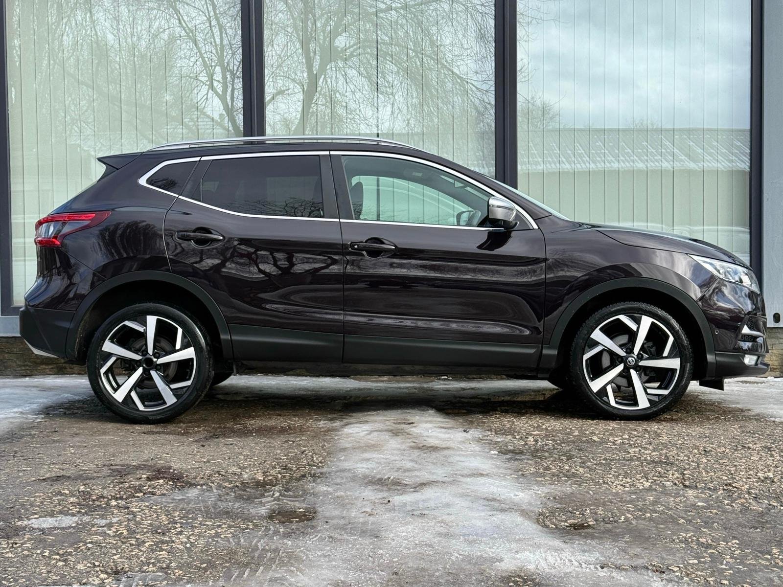 Nissan Qashqai J11 (2013 - 2021) image