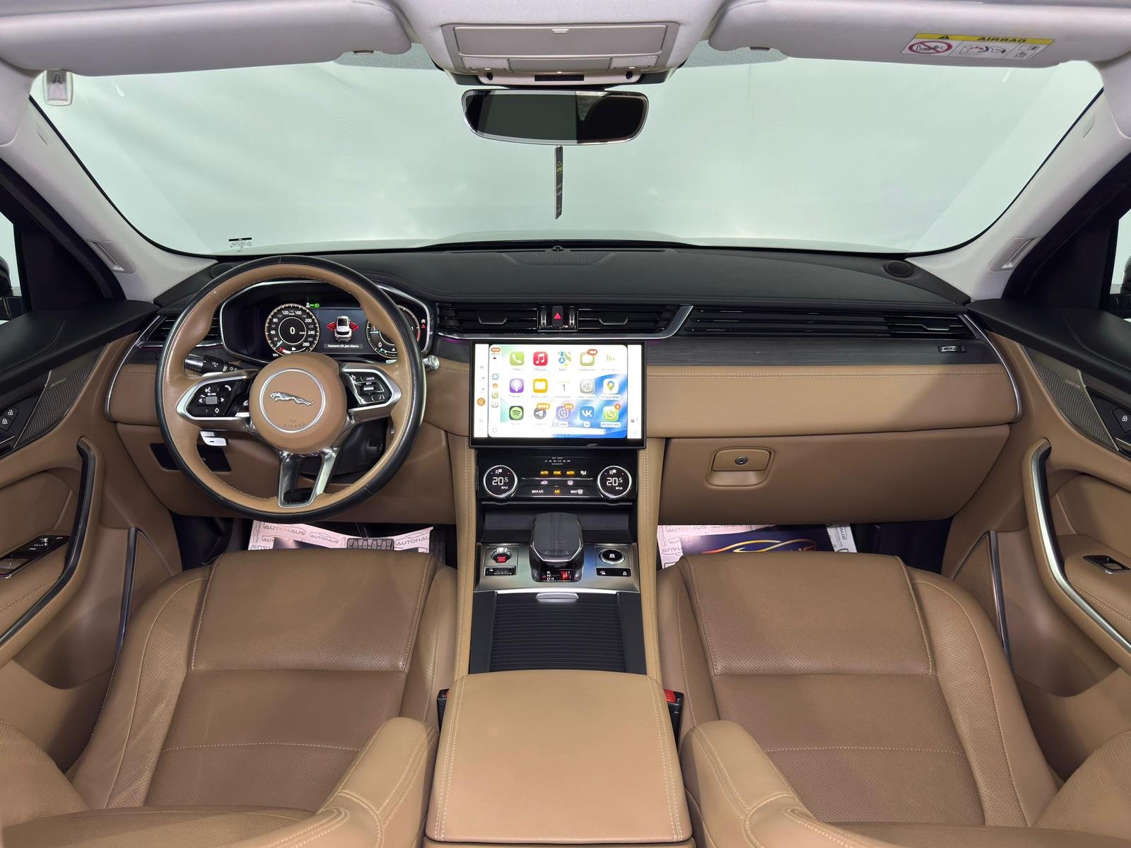 Jaguar F-PACE I (2015 - ) image