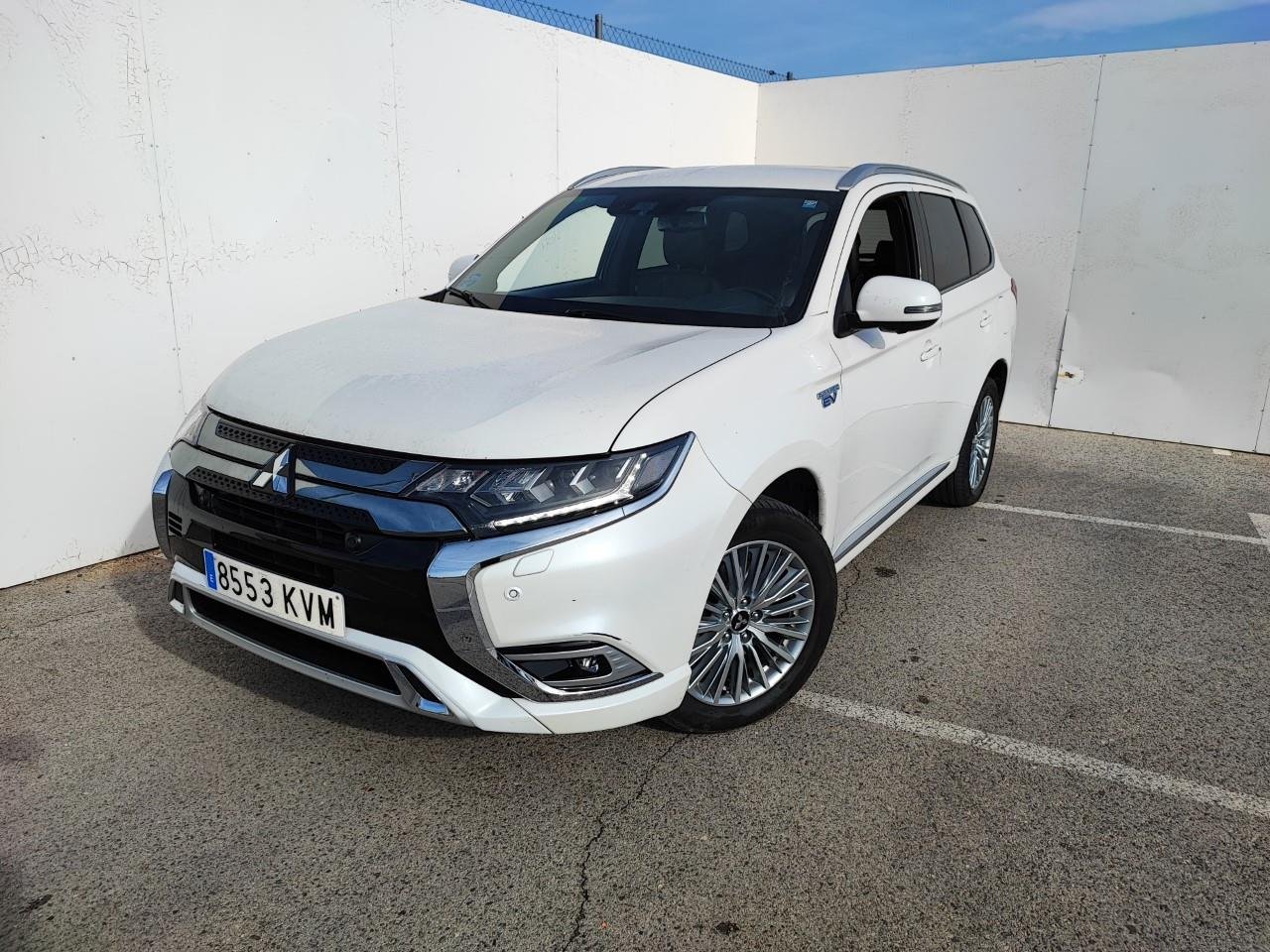 Mitsubishi Outlander PHEV I (2013 - 2018) image