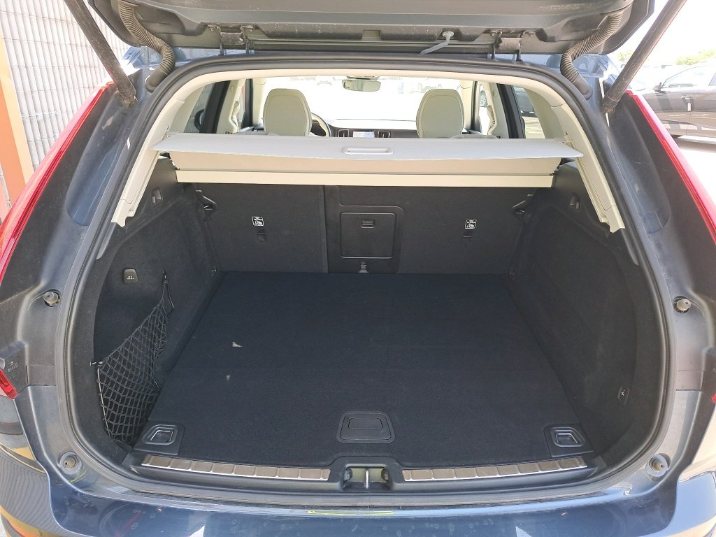 Volvo XC60 2017 - image Volvo XC60 2017 - image