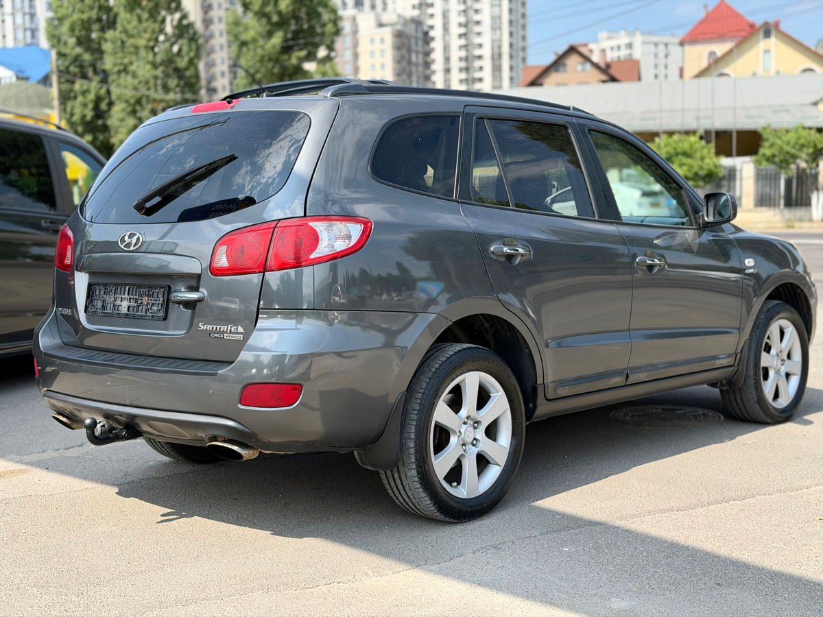 Hyundai Santa Fe II (2006 - 2012) image