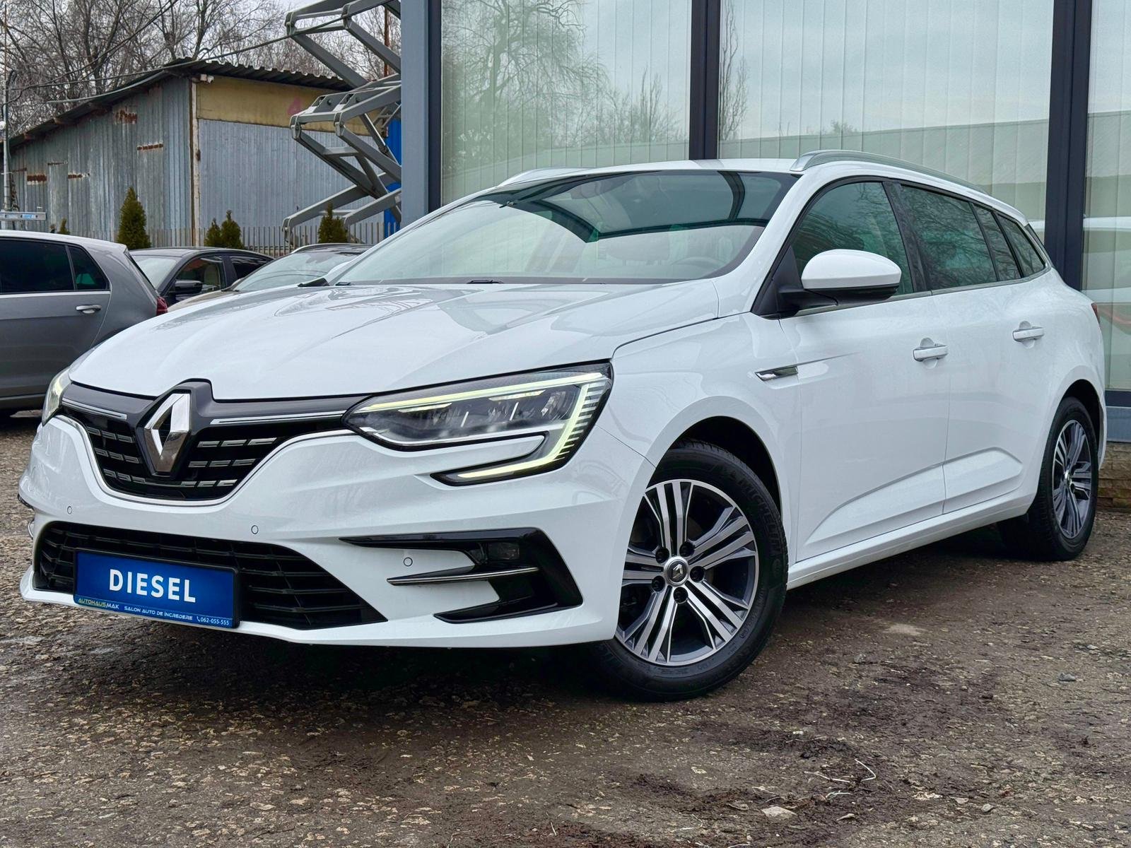 Renault Megane IV (2016 - ) image