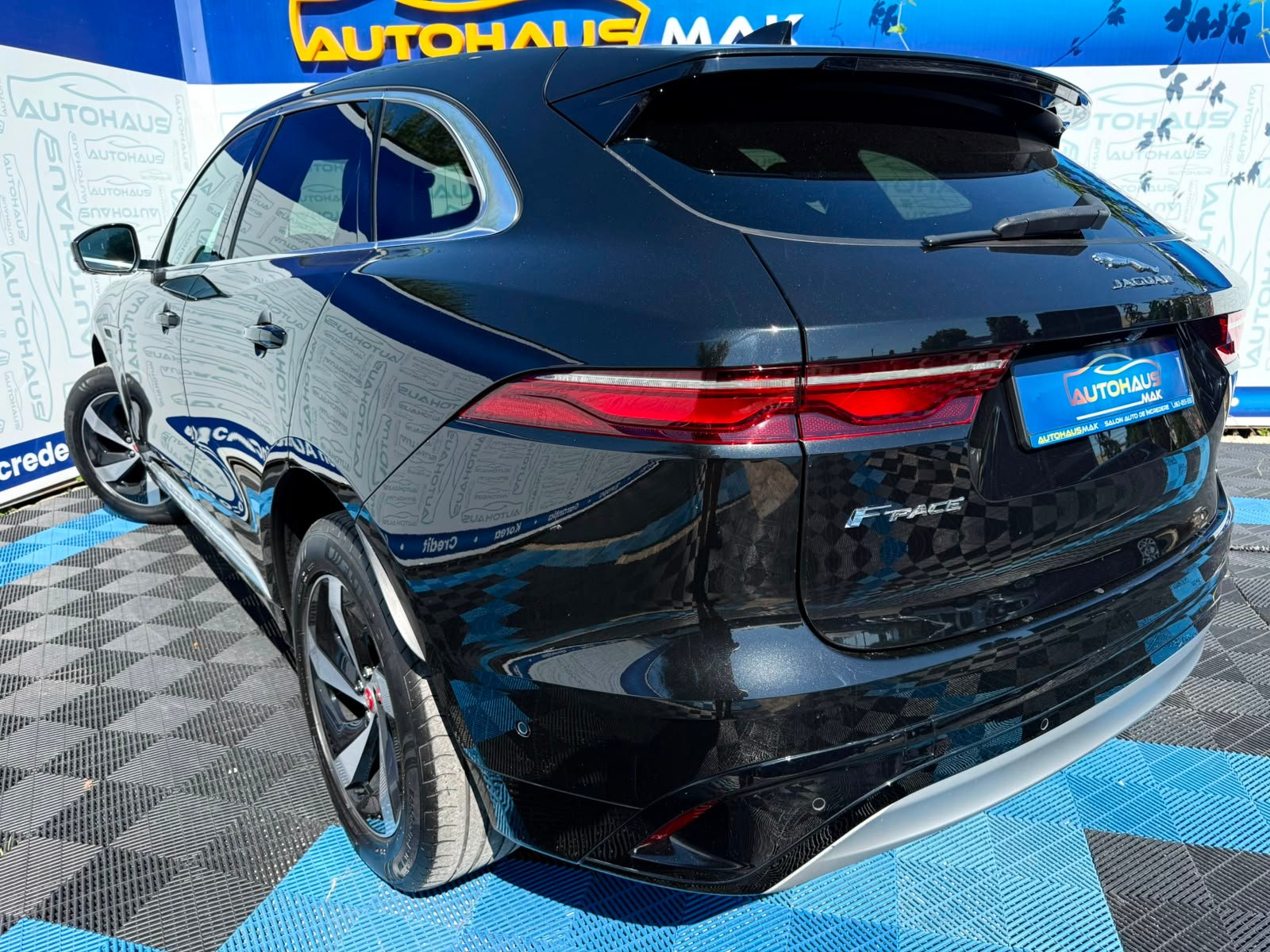 Jaguar F-PACE I (2015 - ) image