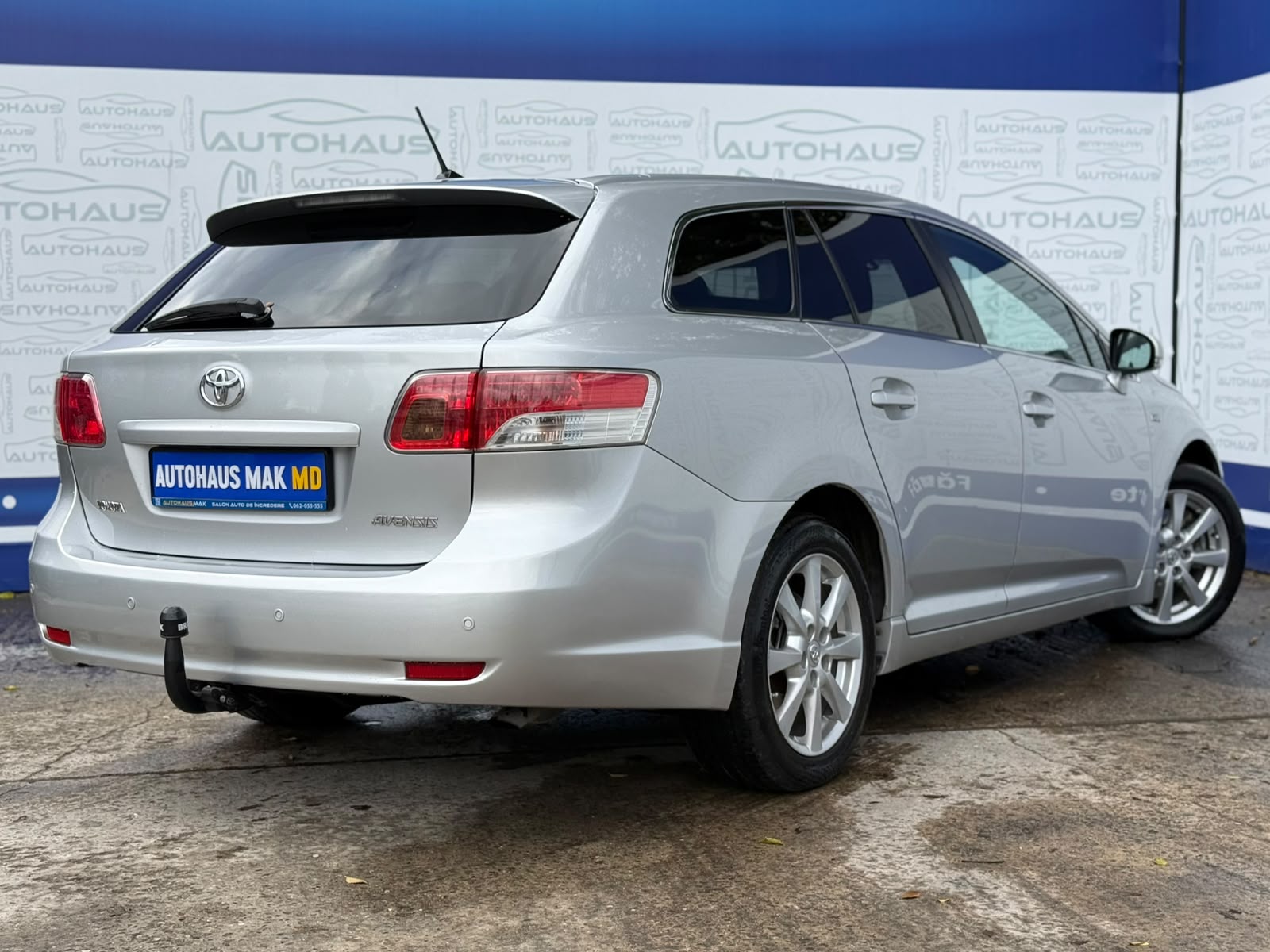 Toyota Avensis 2008 - 2018 image