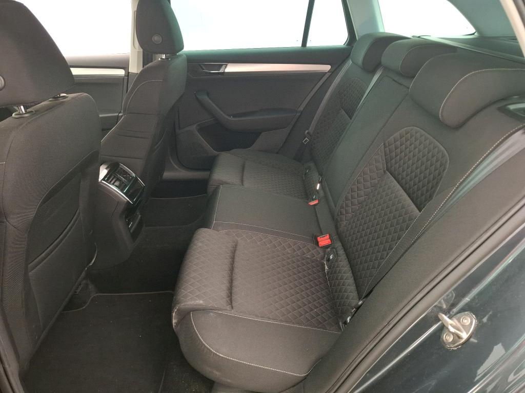 Škoda Superb IV (2020 - ) image