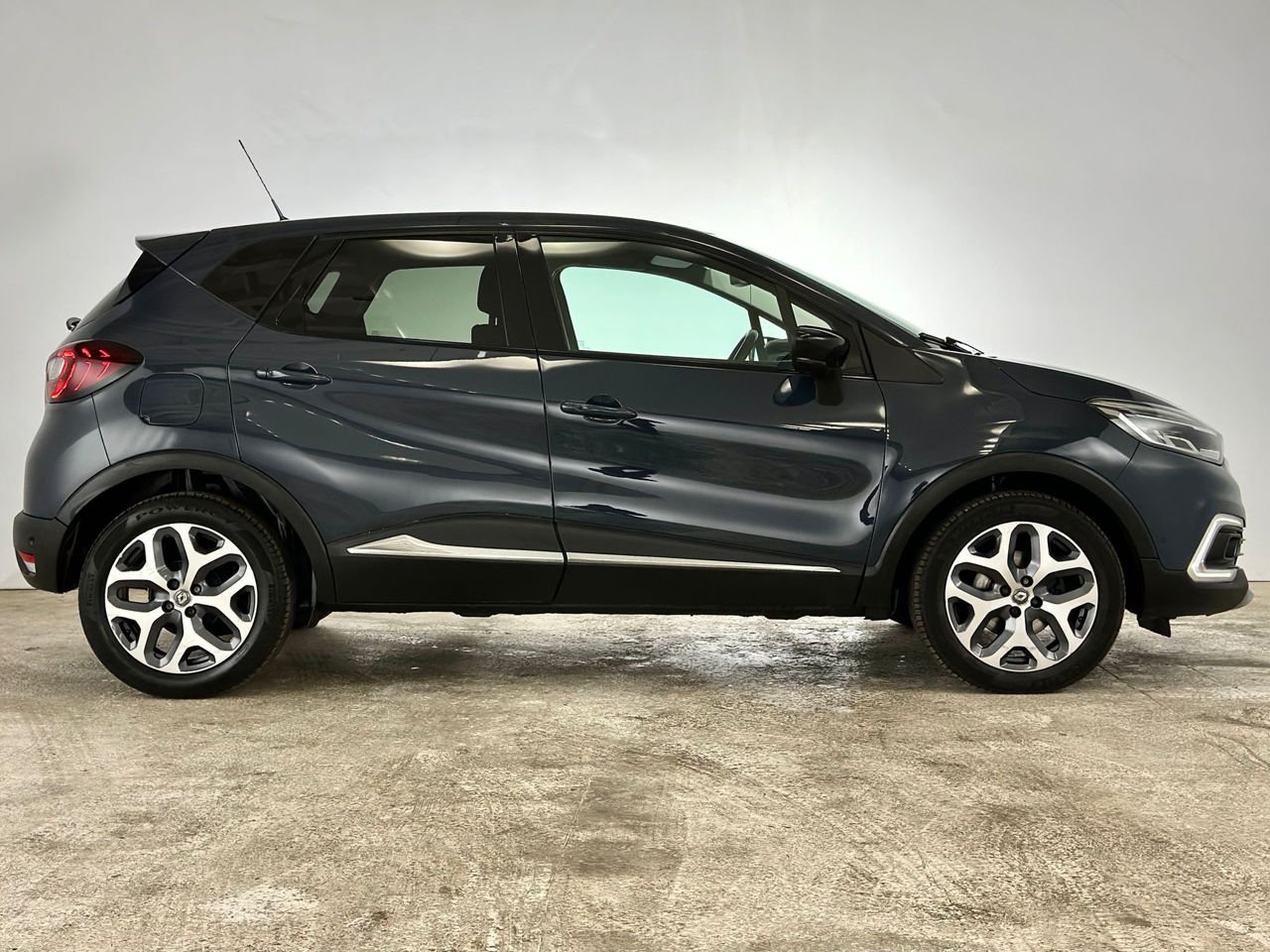 Renault Captur I (2013 - ) image