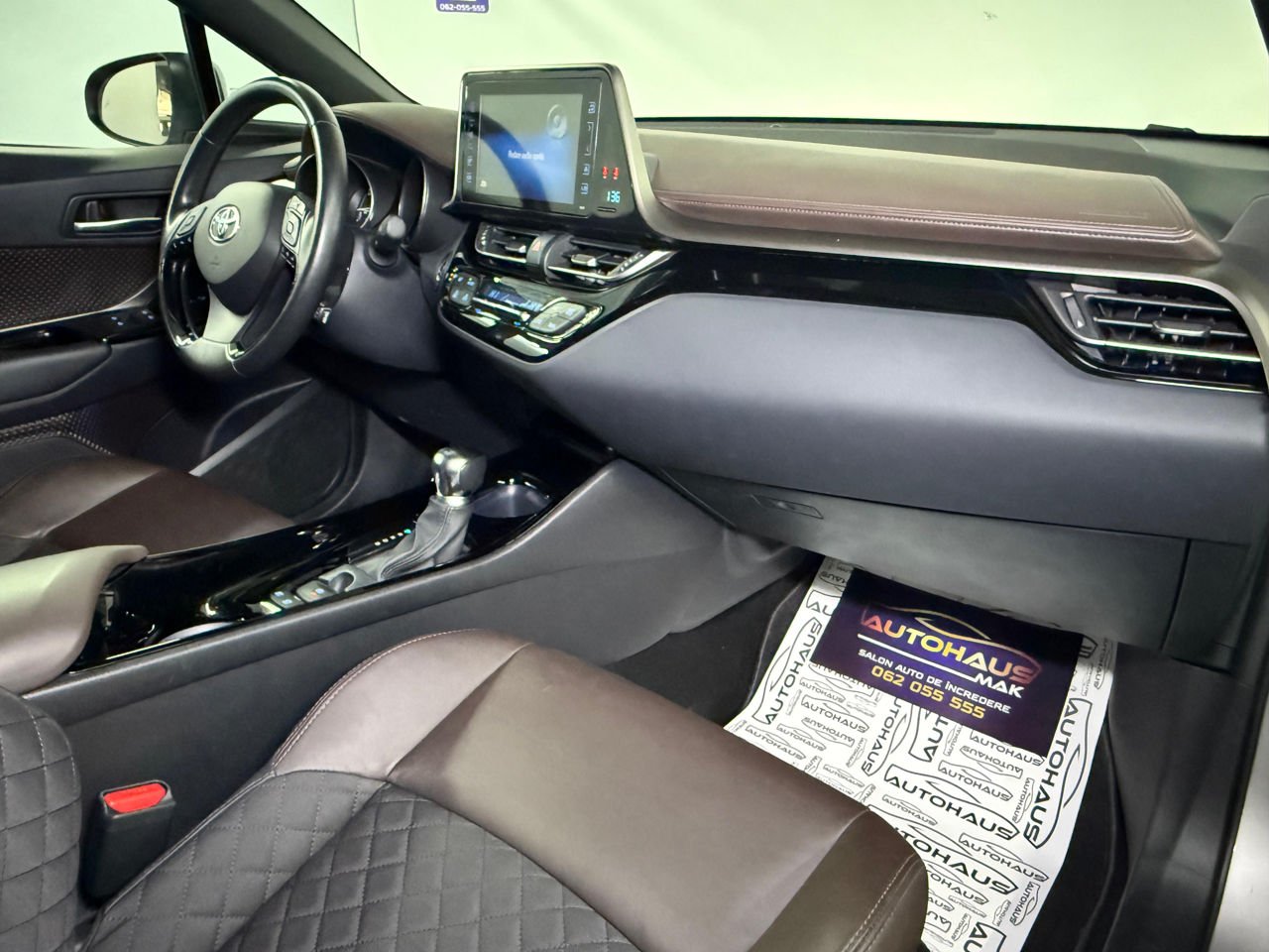 Toyota C-HR 2016 - image Toyota C-HR 2016 - image