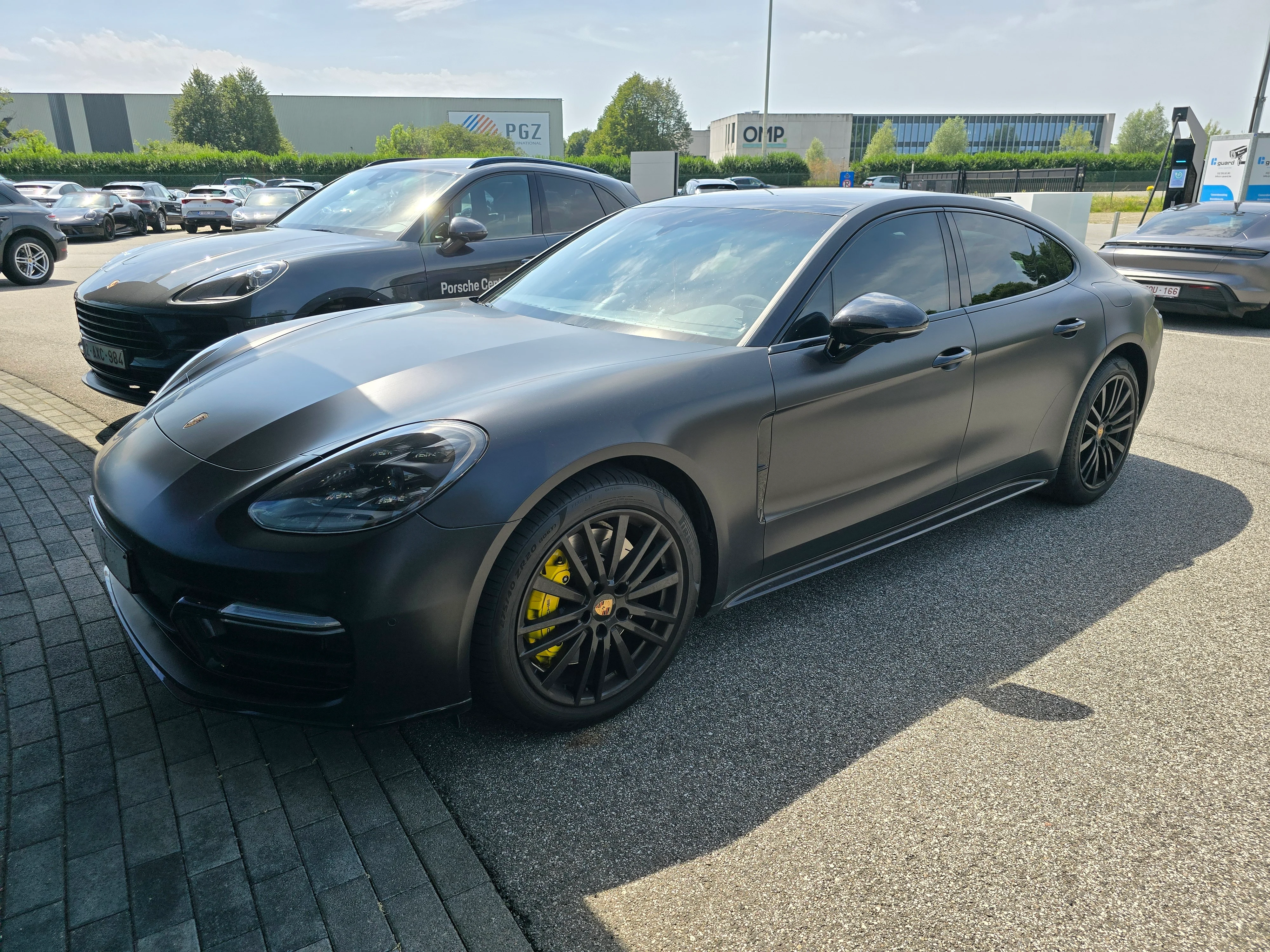 Porsche Panamera II (2016 - ) image