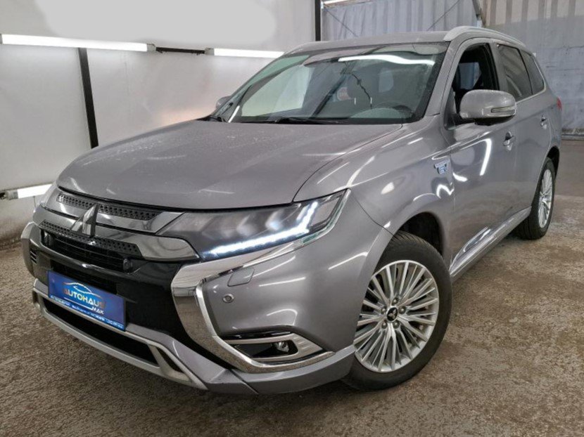 Mitsubishi Outlander III (2012 - 2021) image Mitsubishi Outlander III (2012 - 2021) image