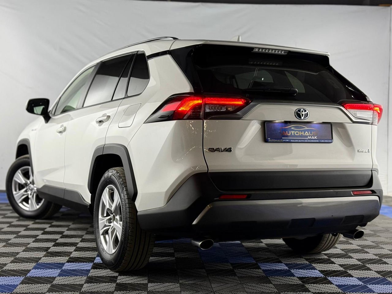 Toyota RAV4 2018 - image