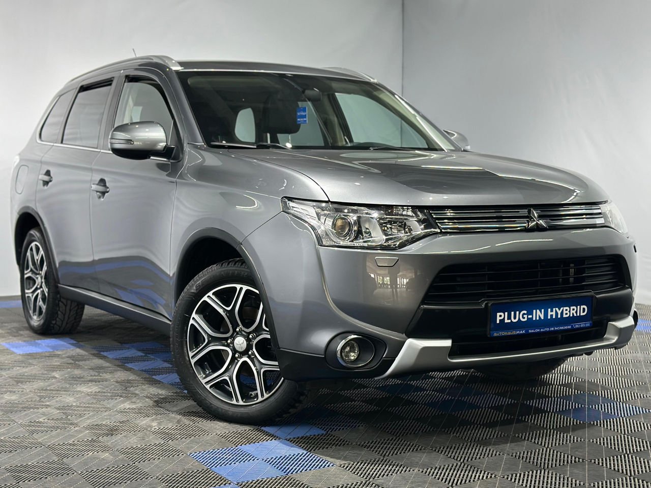 Mitsubishi Outlander III (2012 - 2021) image Mitsubishi Outlander III (2012 - 2021) image