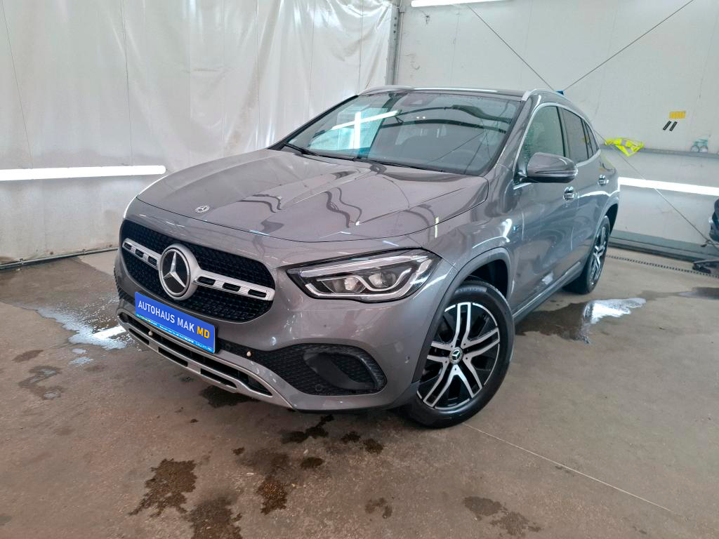 Mercedes-Benz GLA-Class H247 (2019 - ) image
