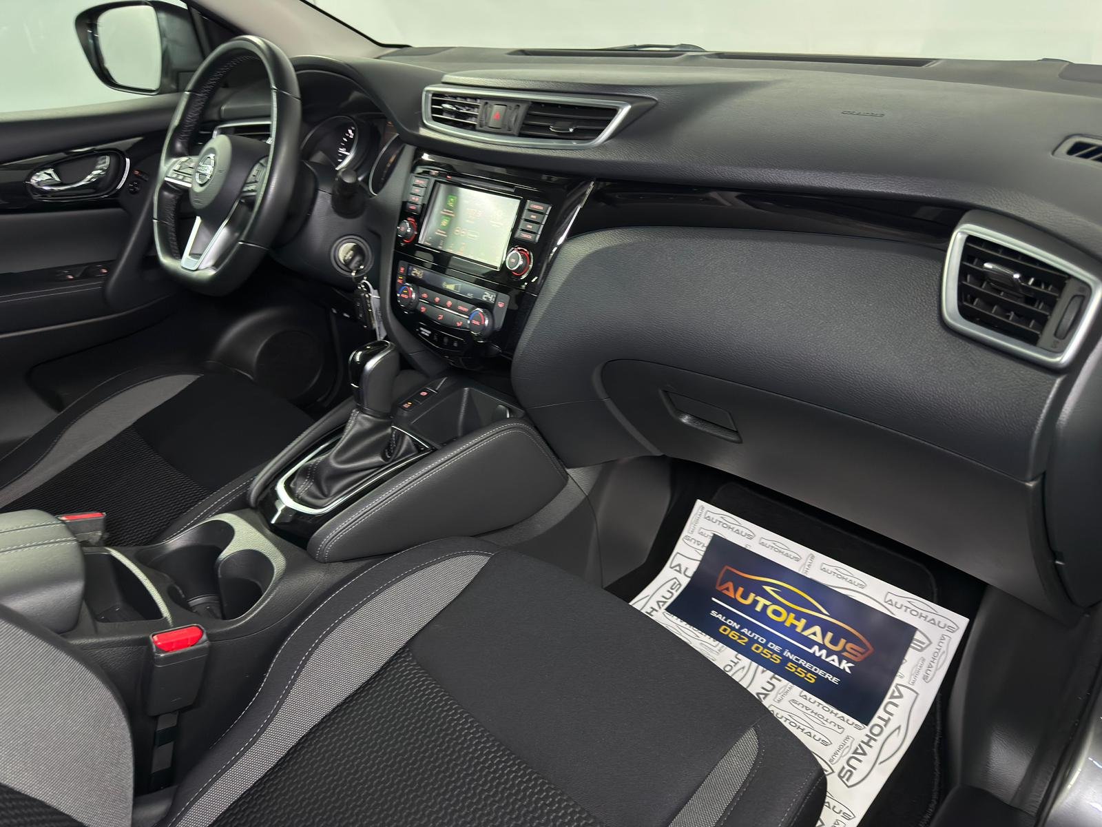 Nissan Qashqai J11 (2013 - 2021) image