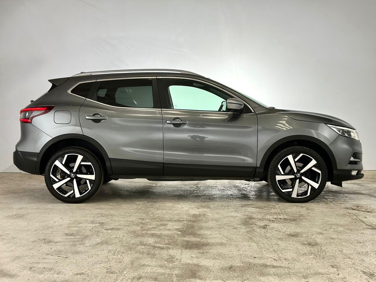 Nissan Qashqai J11 (2013 - 2021) image