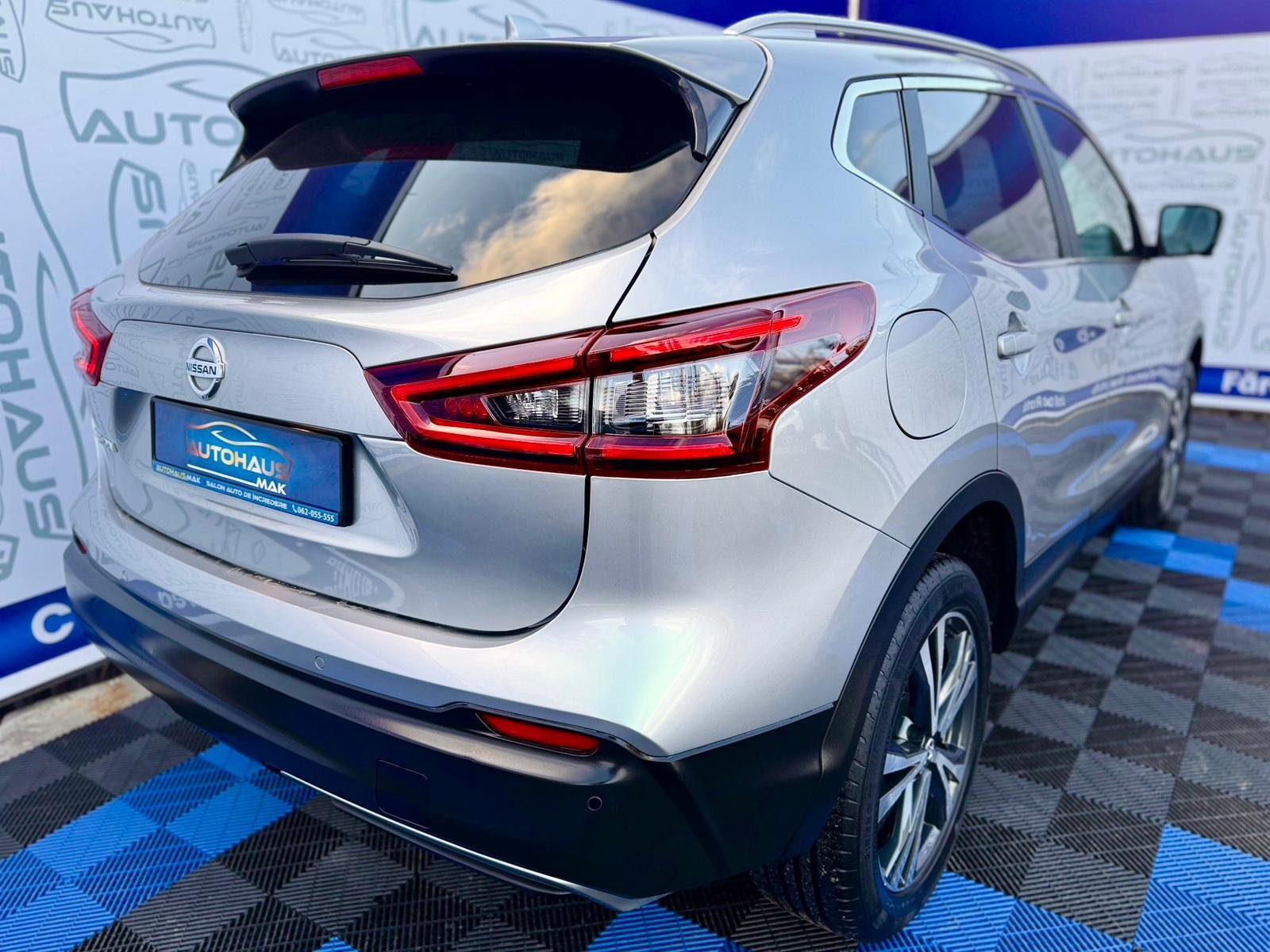 Nissan Qashqai J11 (2013 - 2021) image