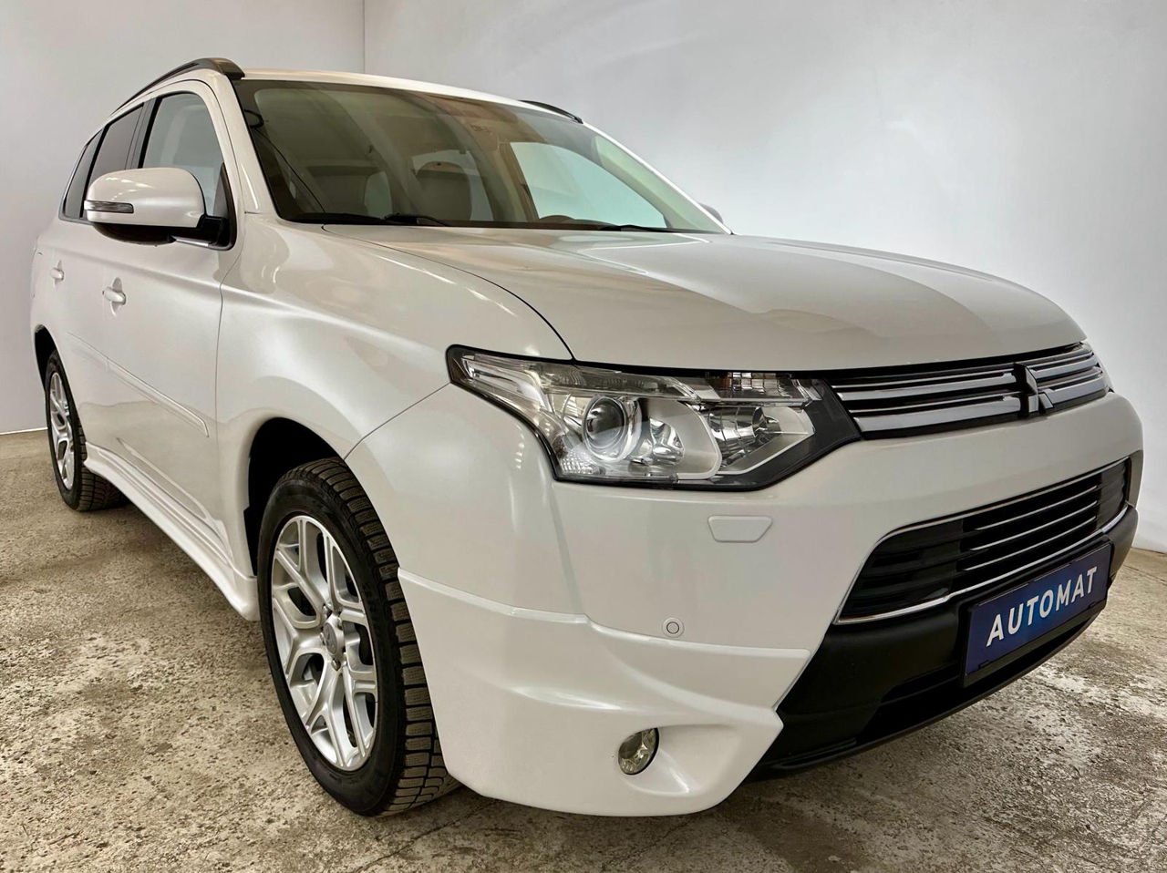 Mitsubishi Outlander III (2012 - 2021) image