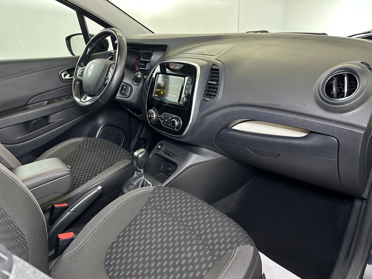 Renault Captur I (2013 - ) image