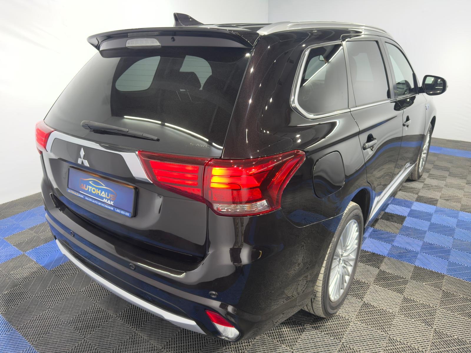 Mitsubishi Outlander III (2012 - 2021) image