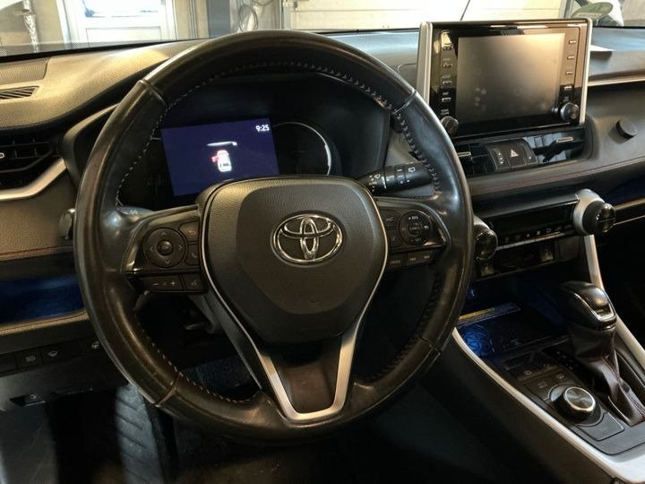 Toyota RAV4 2018 - image Toyota RAV4 2018 - image
